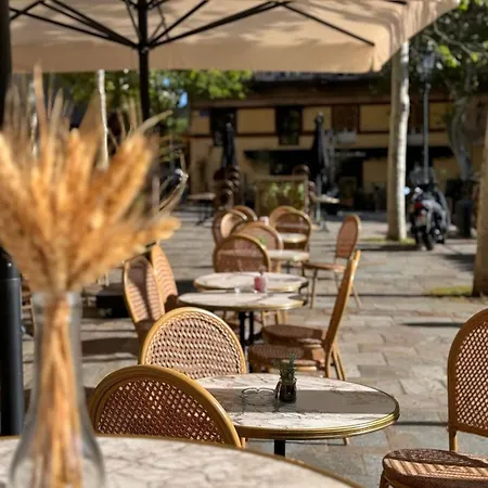 Au Bord De San-Martino-di-Lota