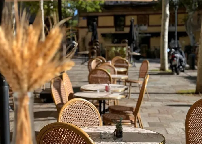 Au Bord De San-Martino-di-Lota